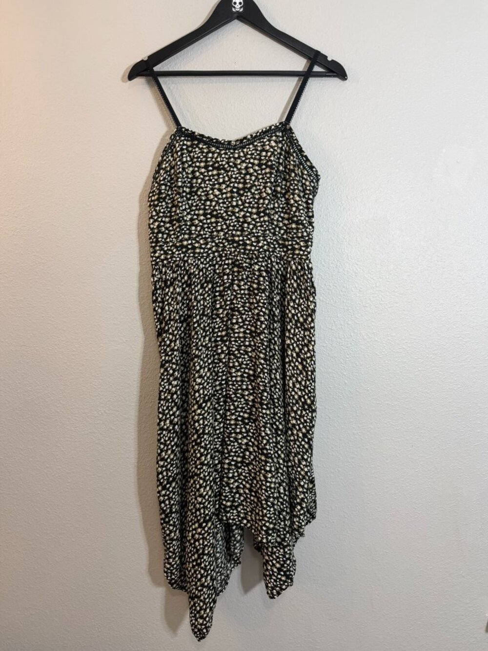 Xhilaration Womens XL Black Ditsy Floral Smocked Asymmetric Hem Handkerchief Dre